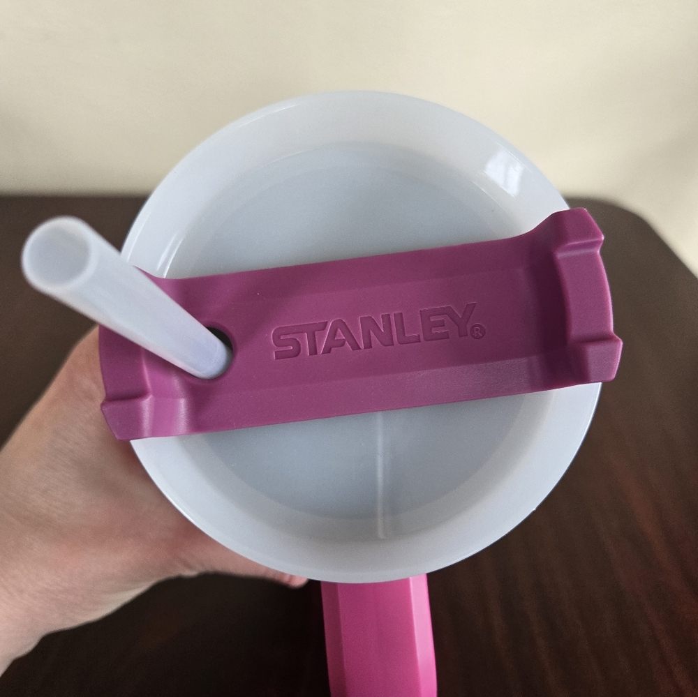 Stanley OG Azaela 40 oz Quencher - Picture 5 of 7